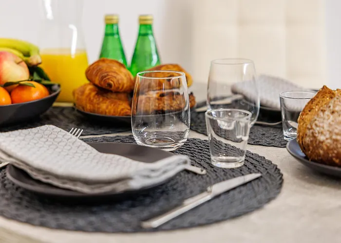 Cosy Studio, Close To Monaco Train Station Апартаменты