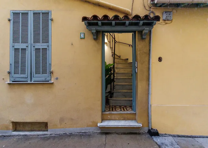 Cosy Studio, Close To Monaco Train Station Босолей