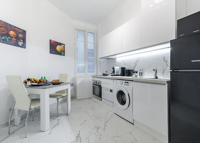 Cosy Studio, Close To Monaco Train Station Босолей